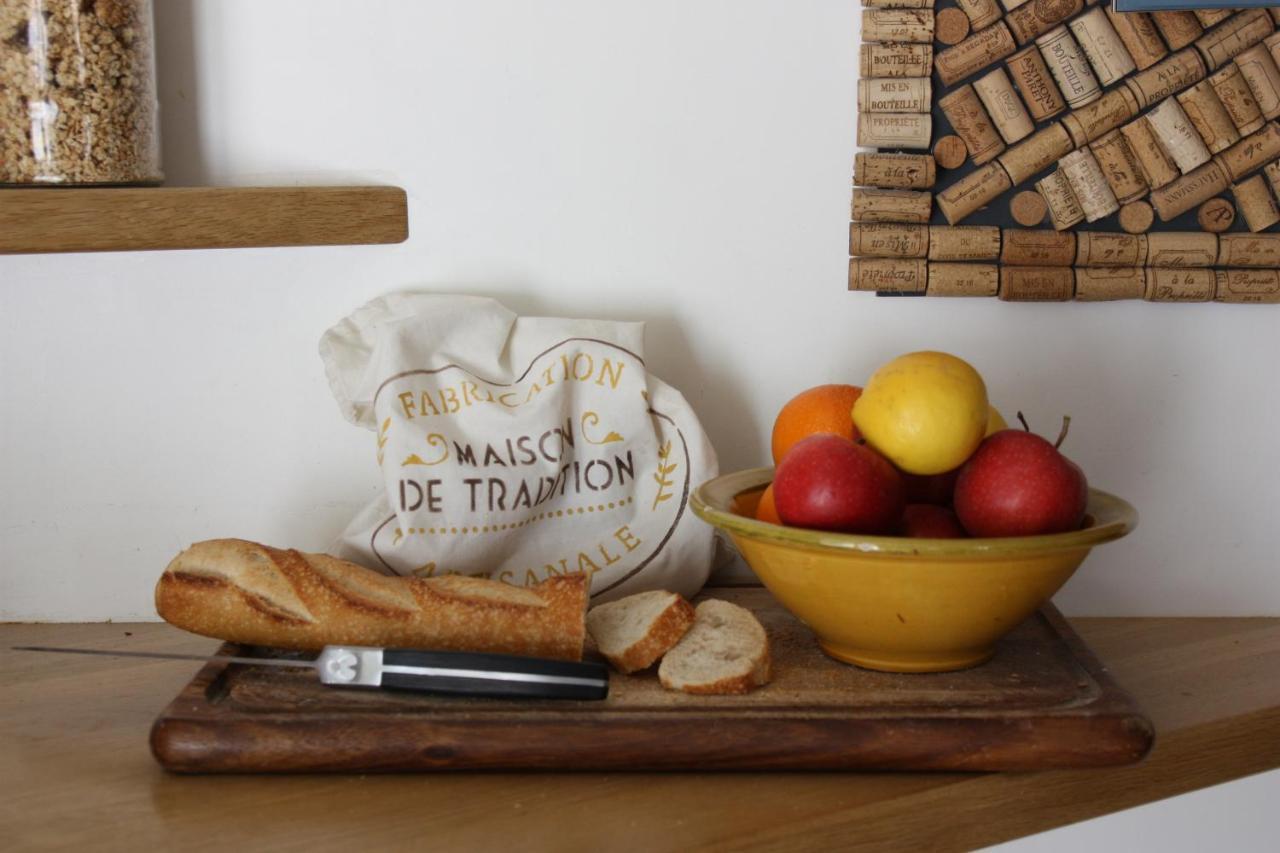 Bed and Breakfast Un Jardin Secret Yzeron Экстерьер фото