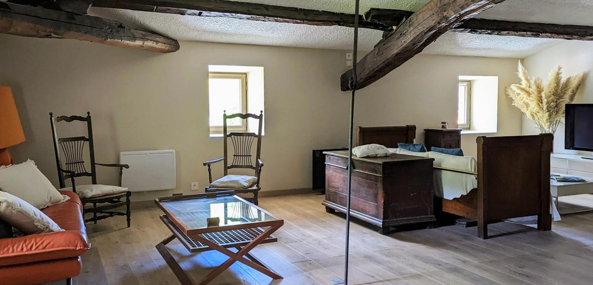 Bed and Breakfast Un Jardin Secret Yzeron Экстерьер фото